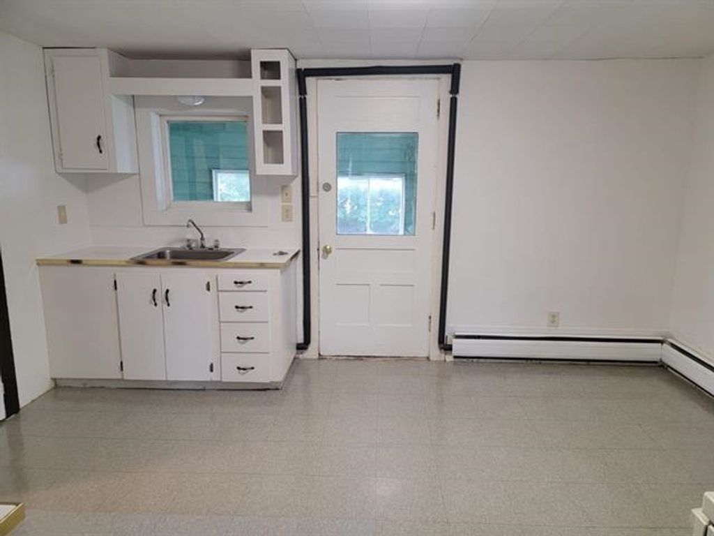 Photo of 10 Dyer Street, Laconia, NH 03246 (MLS # 5077550)