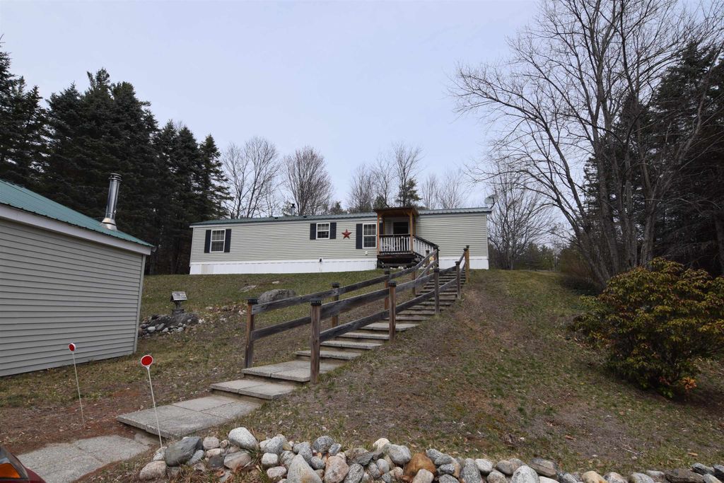 Photo of 14 Popple Way, Newport, NH 03773 (MLS # 5083280)