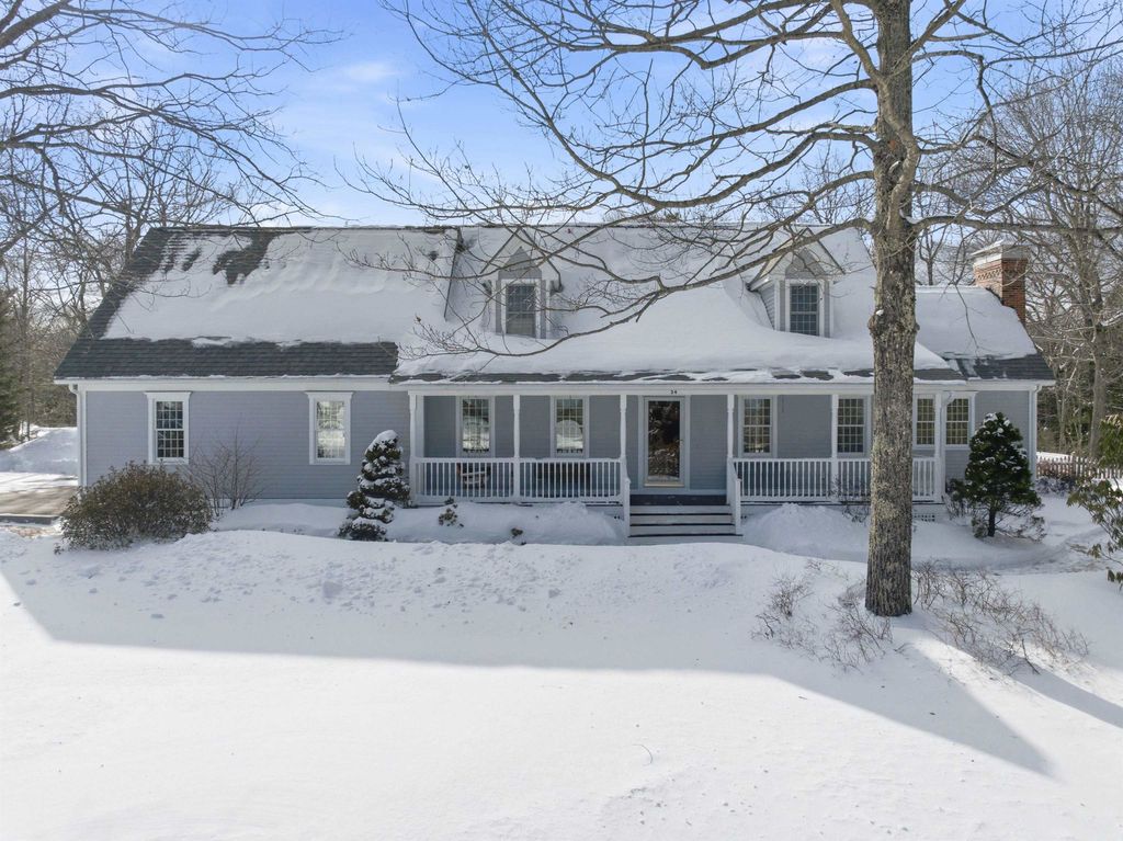 Photo of 54 Wallingford Terrace, Weare, NH 03281 (MLS # 5077536)