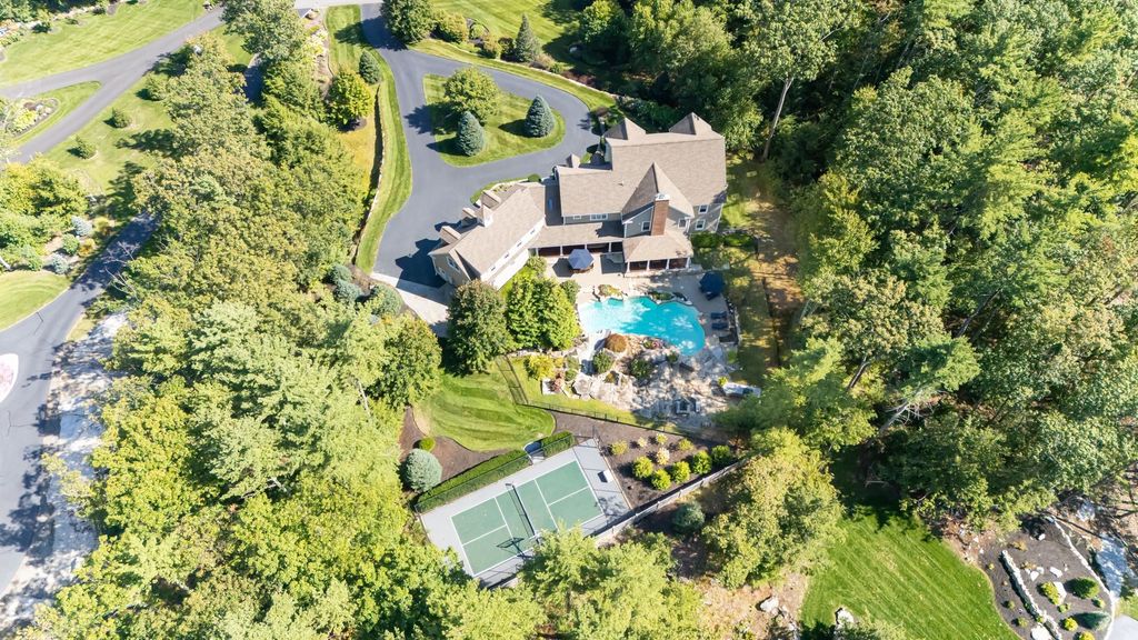 Photo of 2 Trask Way, Amherst, NH 03031 (MLS # 5063873)