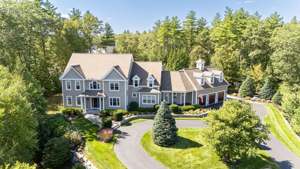 Photo of 2 Trask Way, Amherst, NH 03031 (MLS # 5063873)