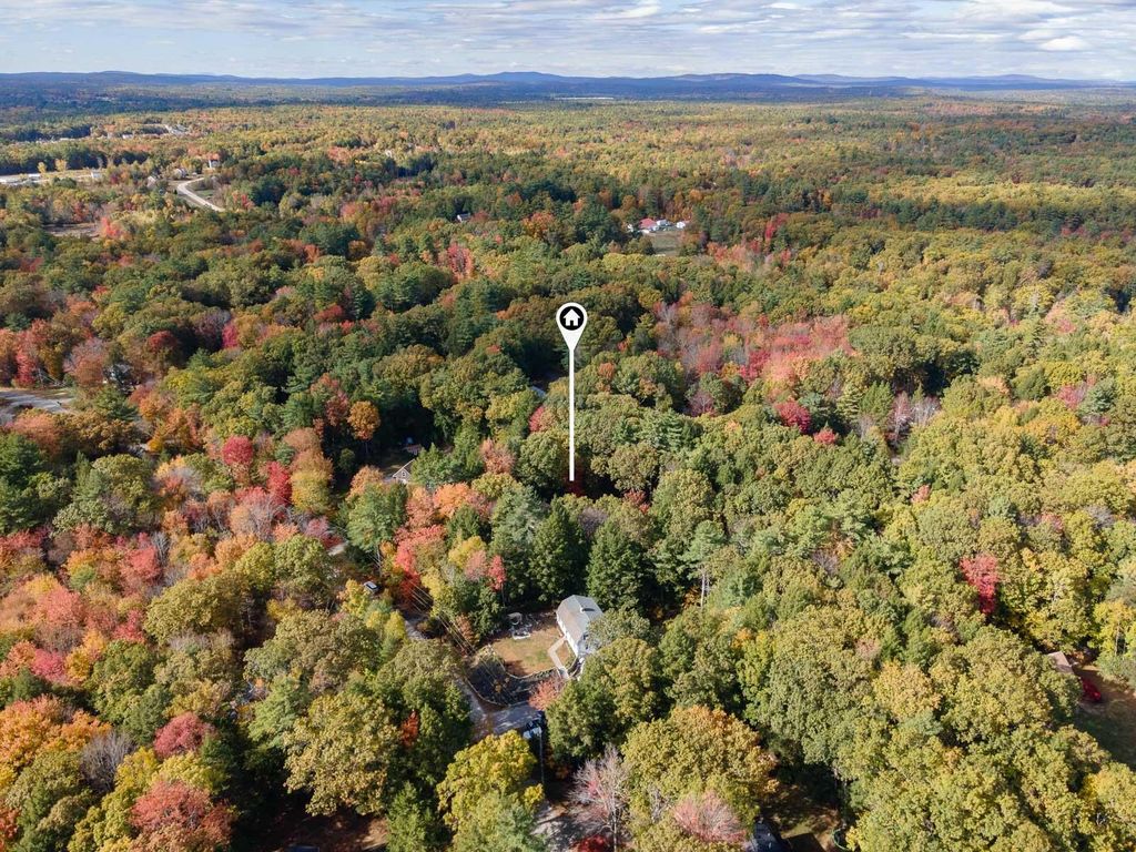 Photo of 40 Louise Lane, Fremont, NH 03044 (MLS # 5066304)