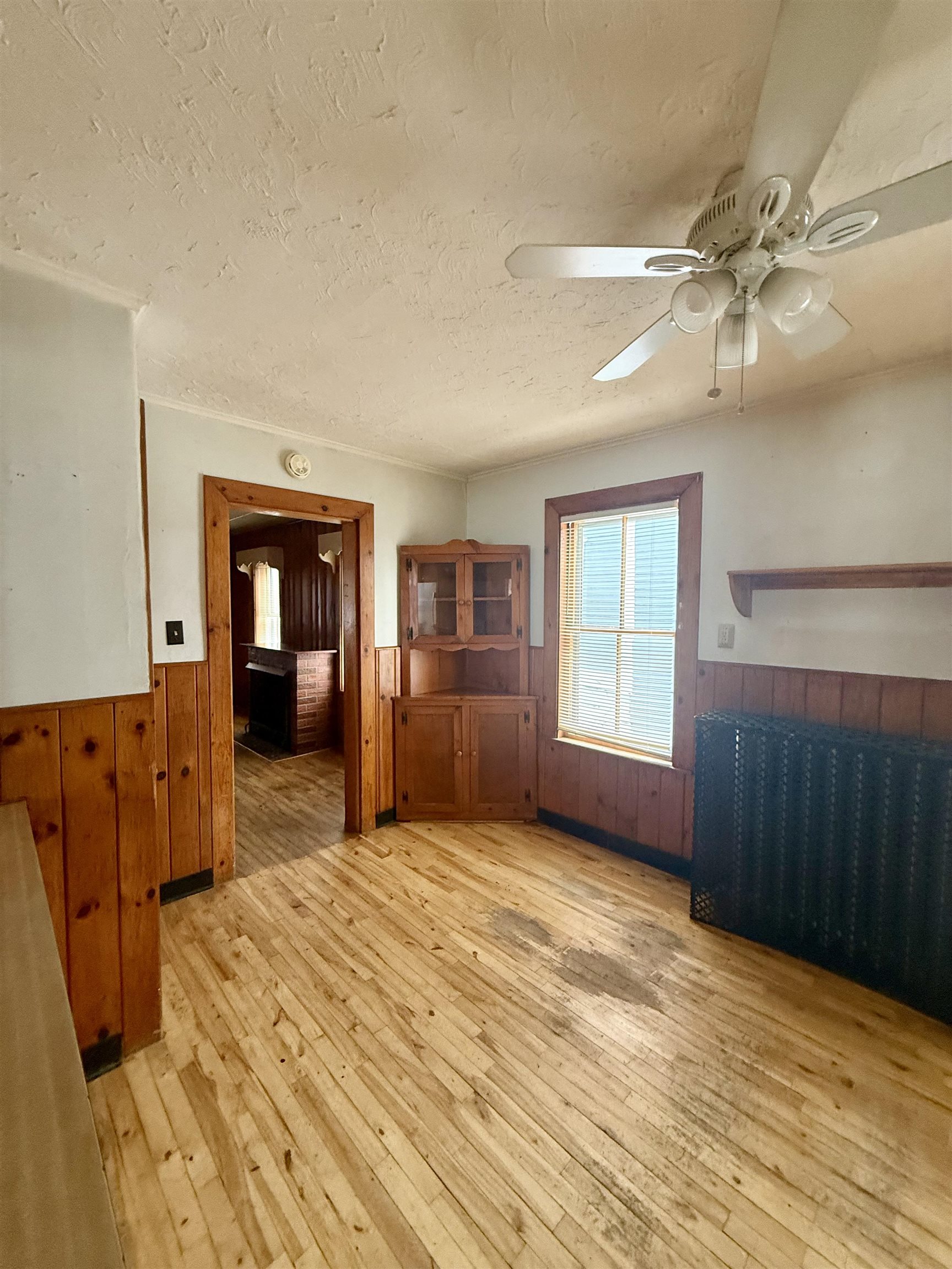 Burlington, Vermont 05401, United States, 3 Bedrooms Bedrooms, ,2 BathroomsBathrooms,Residential,Active,254335