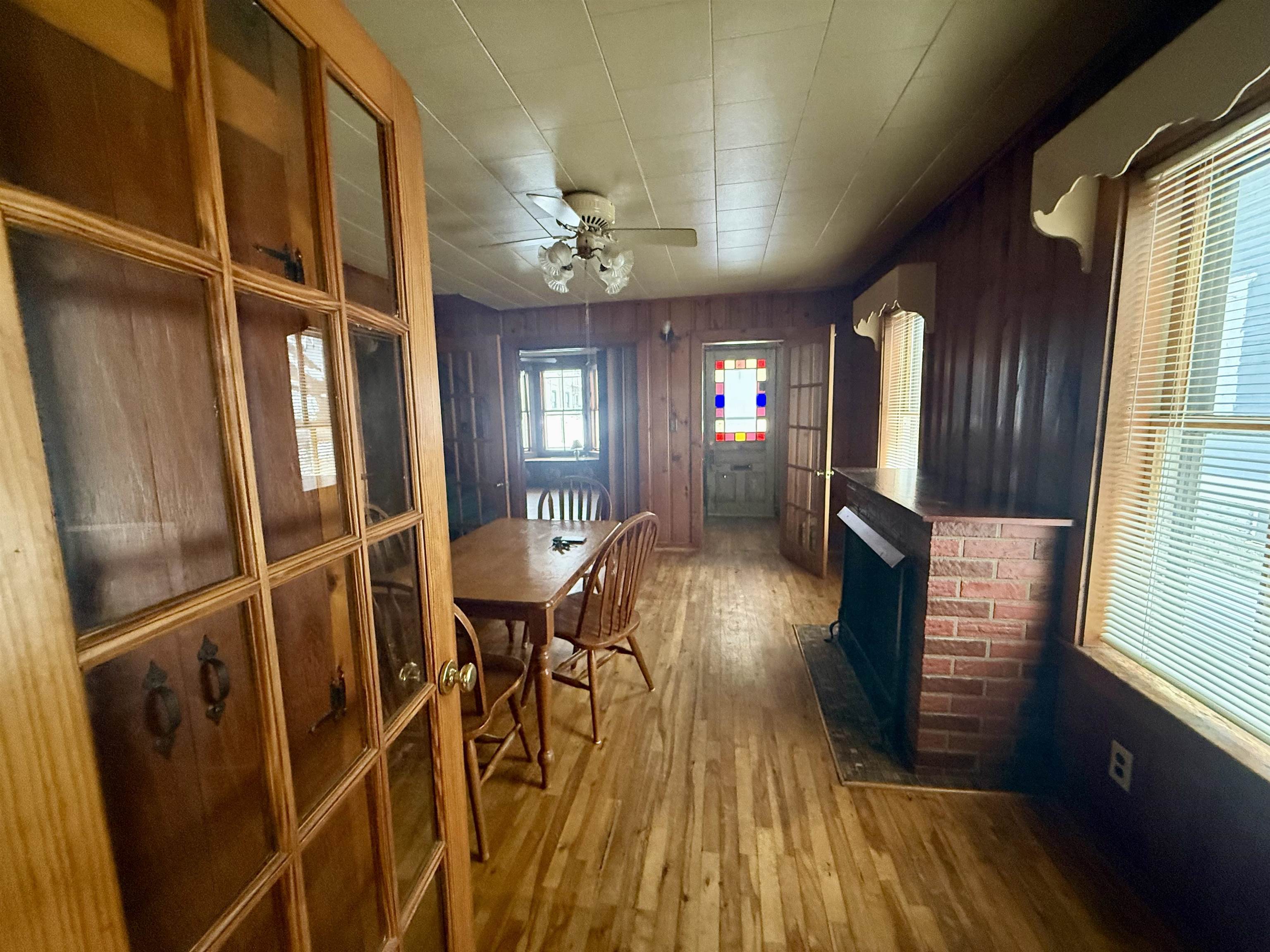 Burlington, Vermont 05401, United States, 3 Bedrooms Bedrooms, ,2 BathroomsBathrooms,Residential,Active,254335