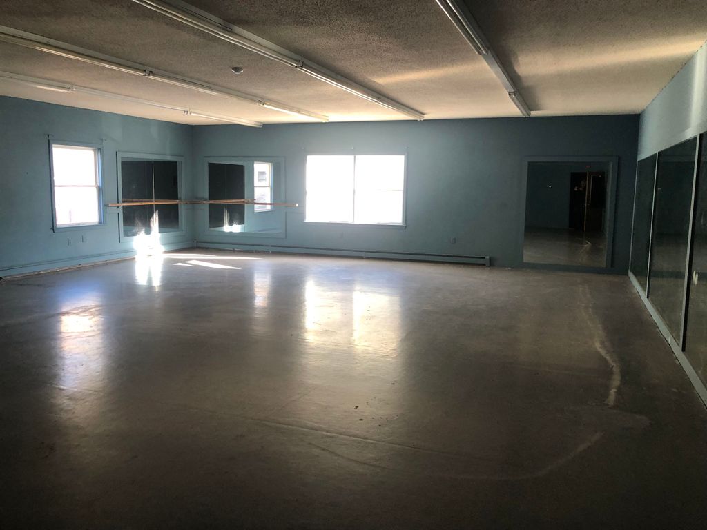 Photo of 132 Monadnock Highway, Swanzey, NH 03446 (MLS # 5022418)