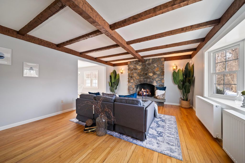 Photo of 26 Devonshire Lane, Londonderry, NH 03053 (MLS # 5076677)