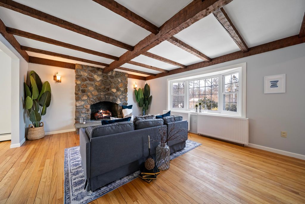 Photo of 26 Devonshire Lane, Londonderry, NH 03053 (MLS # 5076677)