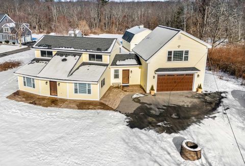 Photo of 11 Liberty Street, Salem, NH 03079 (MLS # 5075080)