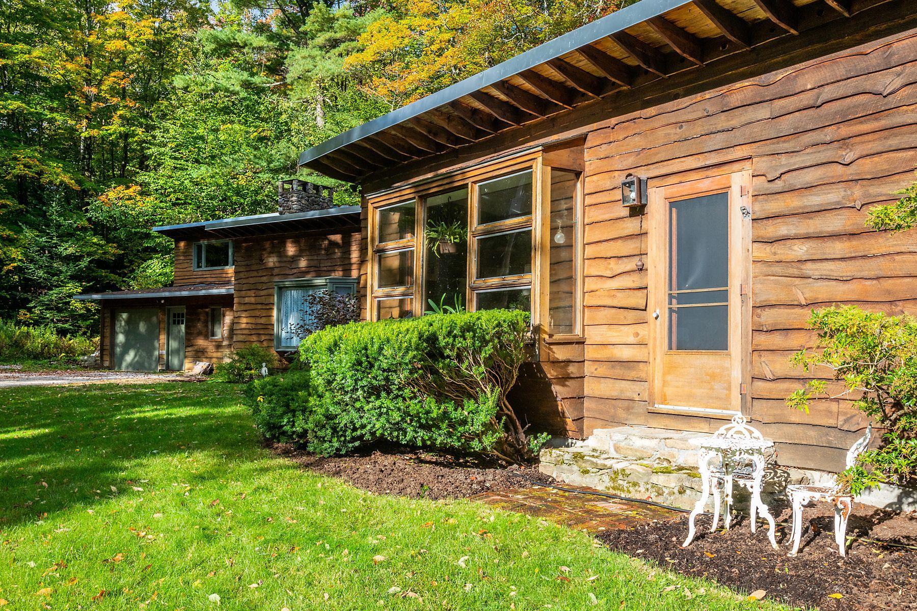 2588 Vermont Route 11