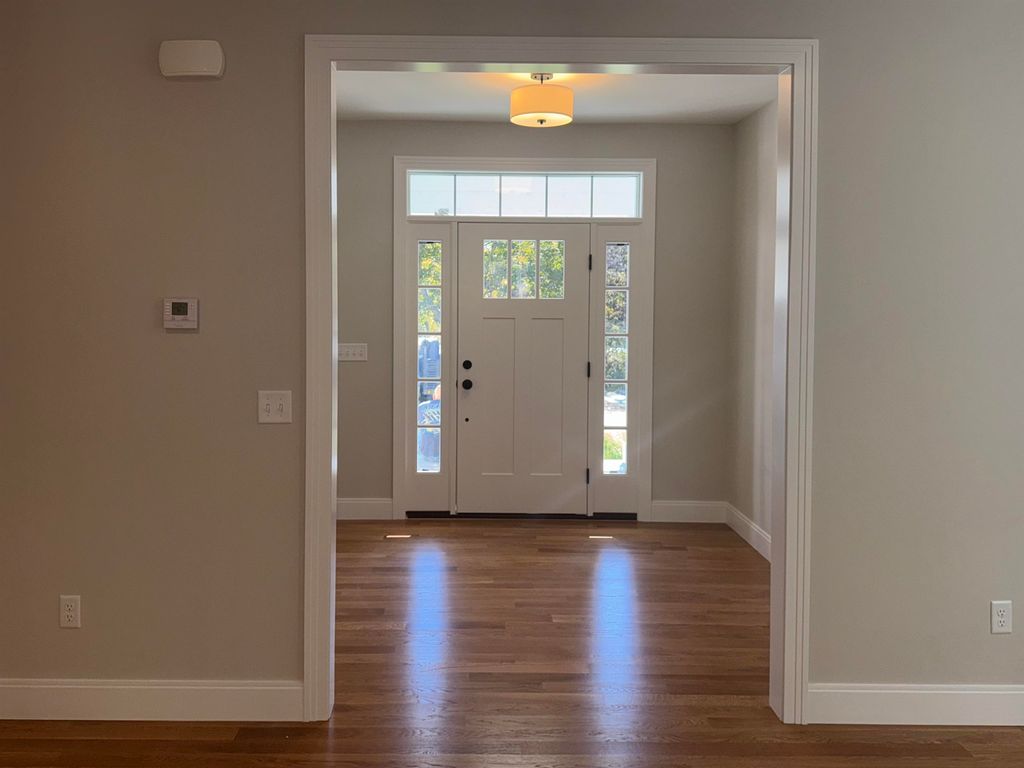 Photo of 14 Birch Street, Portsmouth, NH 03801 (MLS # 5029258)
