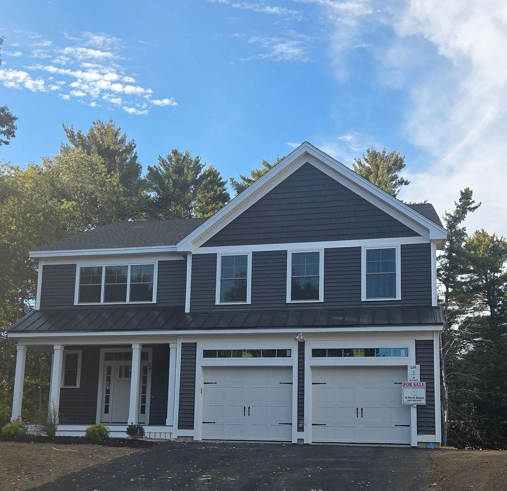 Photo of 14 Birch Street, Portsmouth, NH 03801 (MLS # 5029258)