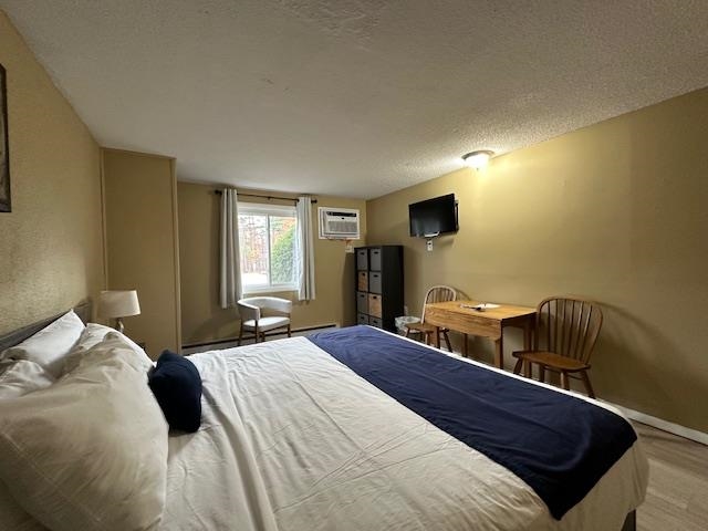 2955 White Mountain Highway 106 (W5)