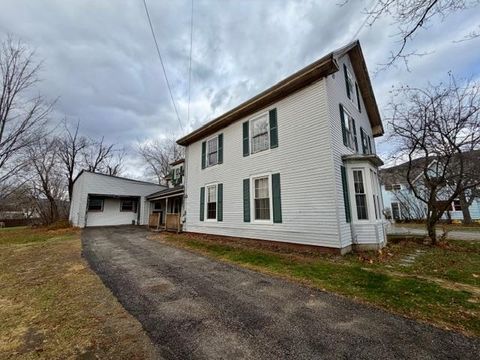 15 Alpine Street Gorham NH 03581