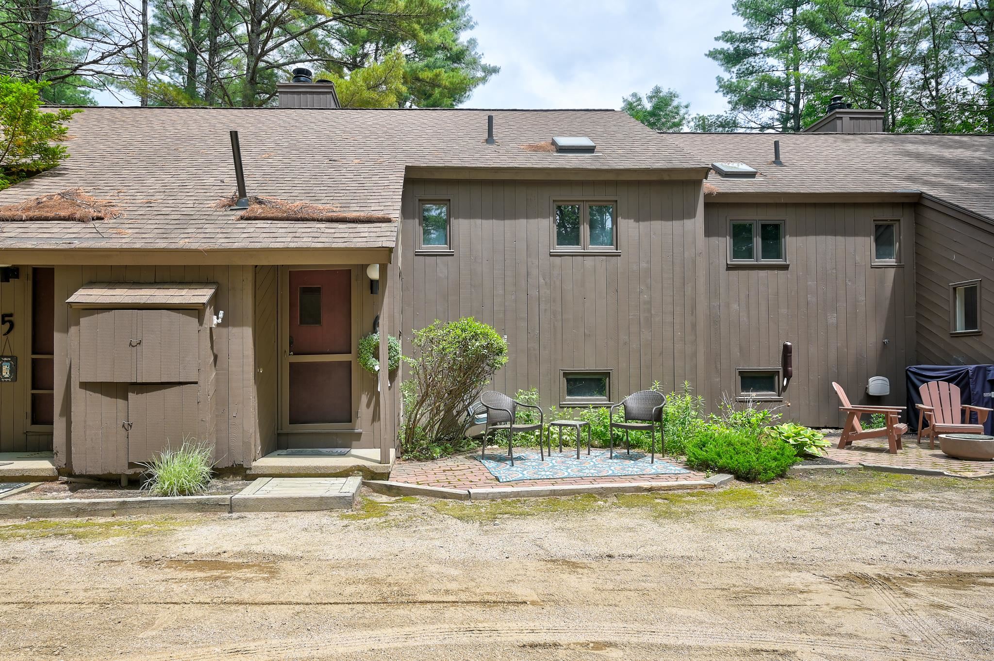 6 Woodland Pines Road