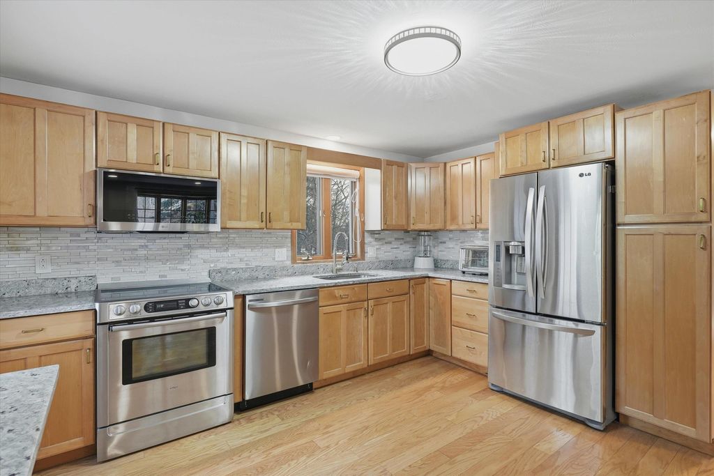 Photo of 151 Highland Street, Hudson, NH 03051 (MLS # 5073908)