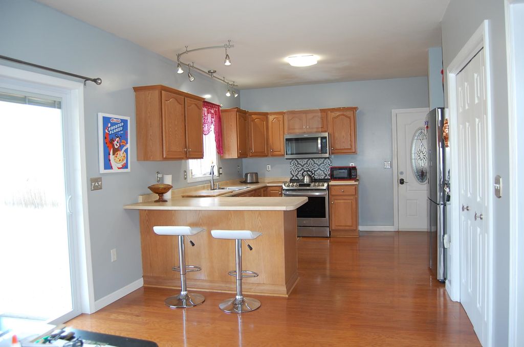 Photo of 214 Dearborn Road, Pembroke, NH 03275 (MLS # 5081447)