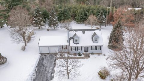 Photo of 14 Brant Drive, Merrimack, NH 03054 (MLS # 5071857)