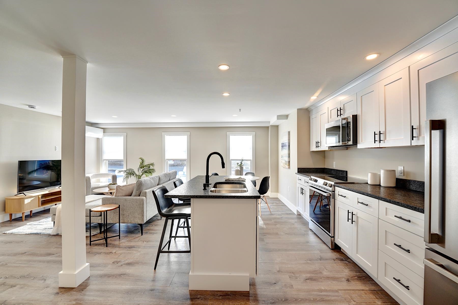 621 Islington Street B