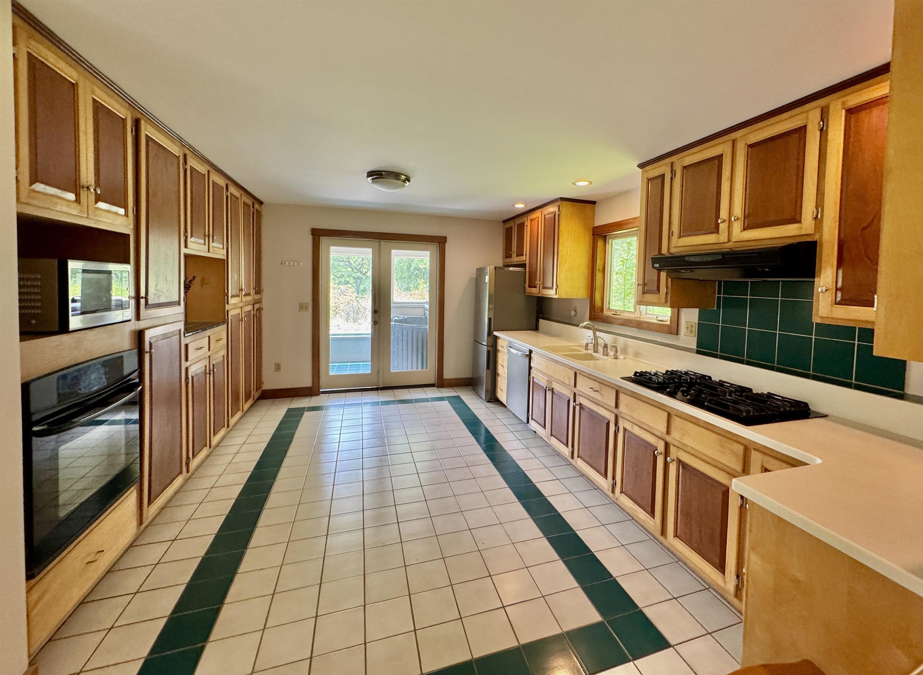 221 Plateau Road