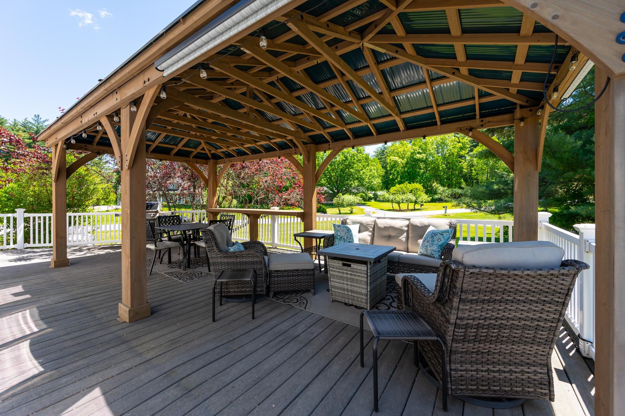 1 Fieldstone Drive