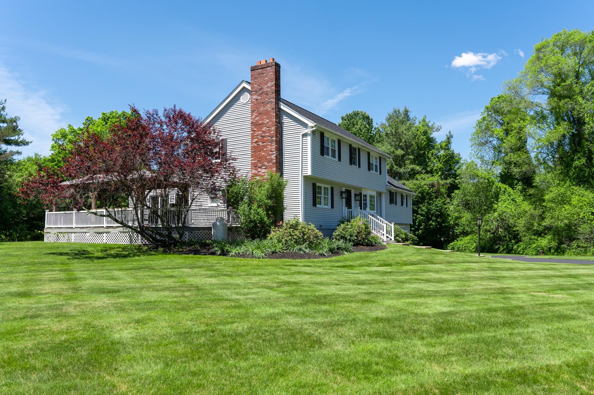 1 Fieldstone Drive
