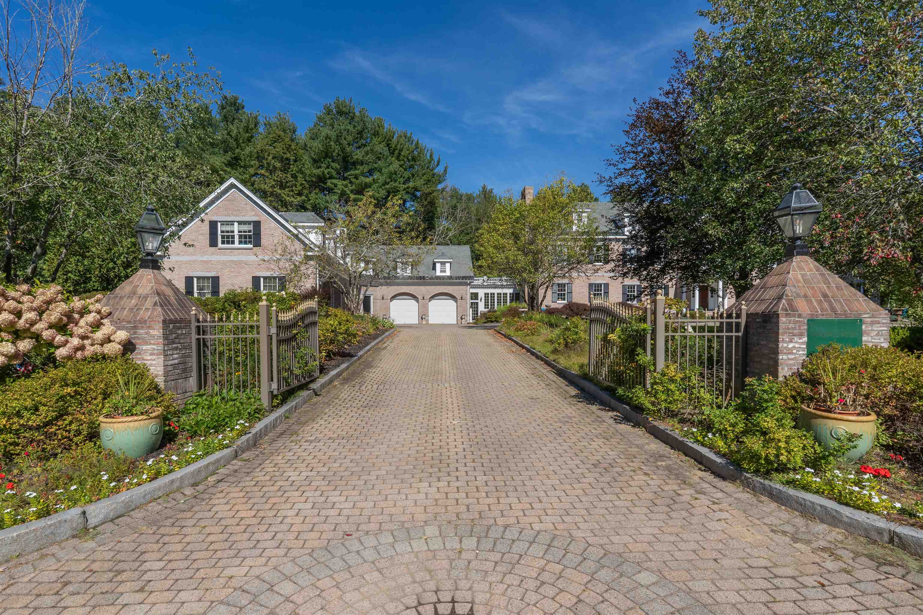 6 Lancaster Road