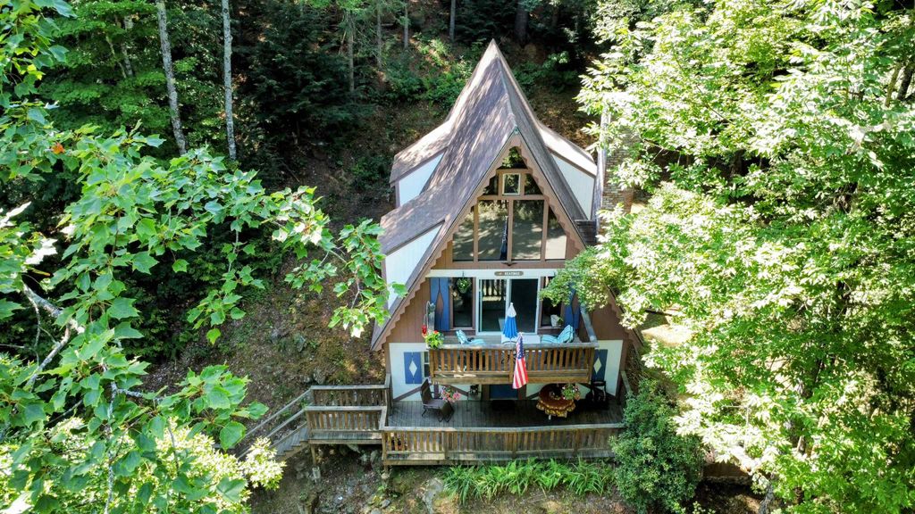 Photo of 239 Kearsarge Drive, Haverhill, NH 03785 (MLS # 5058782)