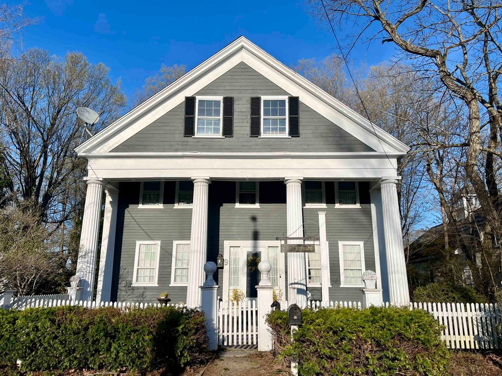 Photo of 9 Templeton Turnpike, Fitzwilliam, NH 03447 (MLS # 5083431)