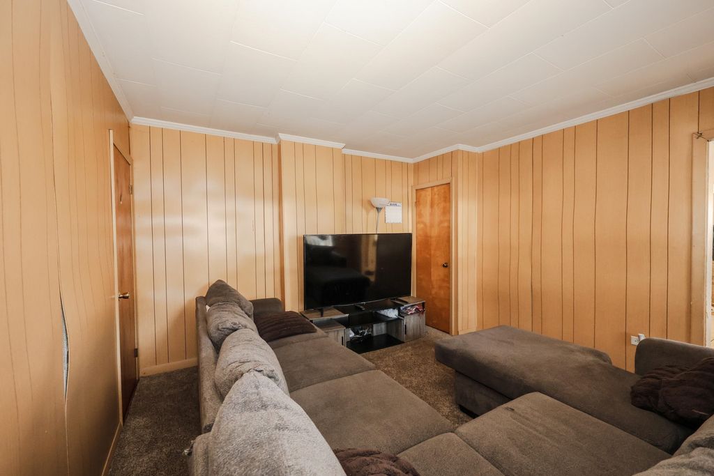 Photo of 810 Granite Avenue, Concord, NH 03301 (MLS # 5062578)