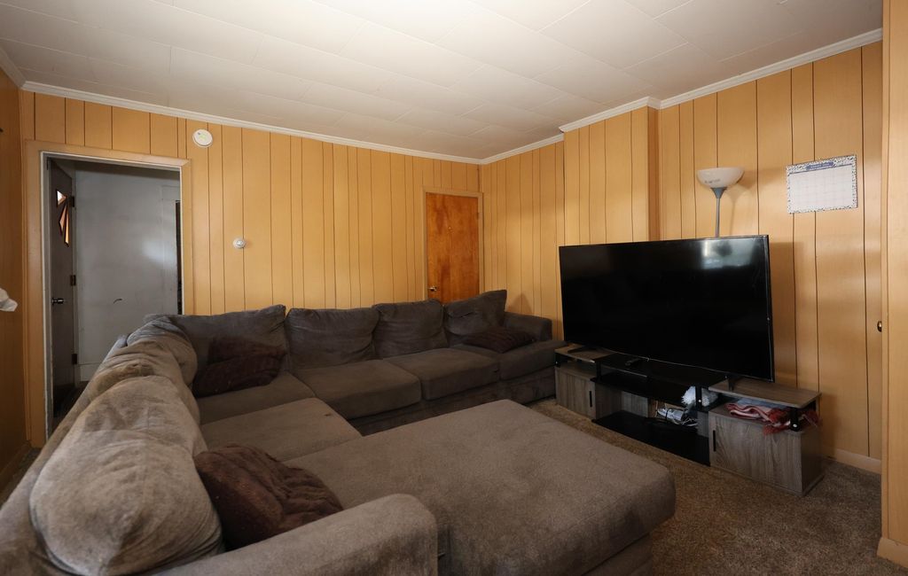 Photo of 810 Granite Avenue, Concord, NH 03301 (MLS # 5062578)