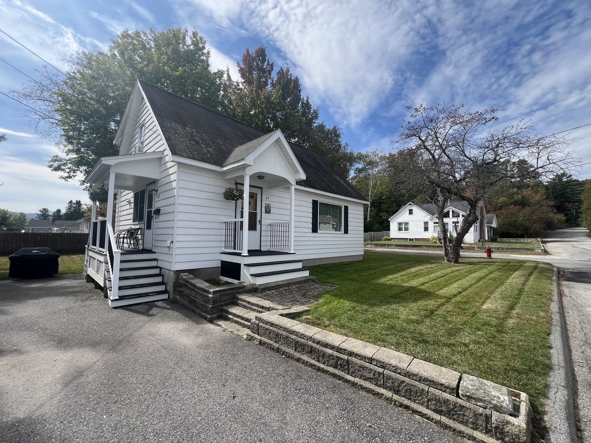 37 Pine Island Avenue