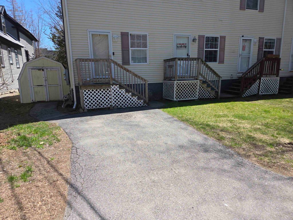 Photo of 67 Glen Street #Unit 1, Farmington, NH 03835 (MLS # 5085679)
