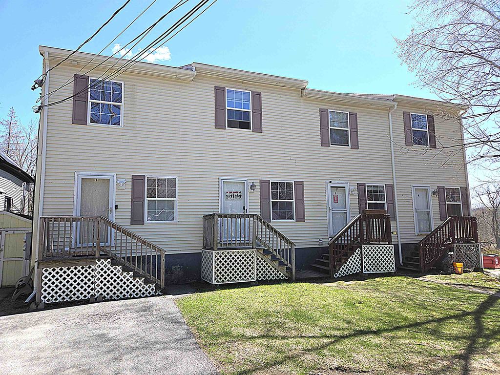 Photo of 67 Glen Street #Unit 1, Farmington, NH 03835 (MLS # 5085679)