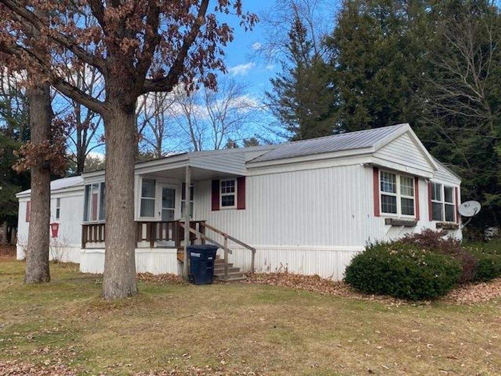 Photo of 9 Princess Lane, Epsom, NH 03234 (MLS # 5070511)