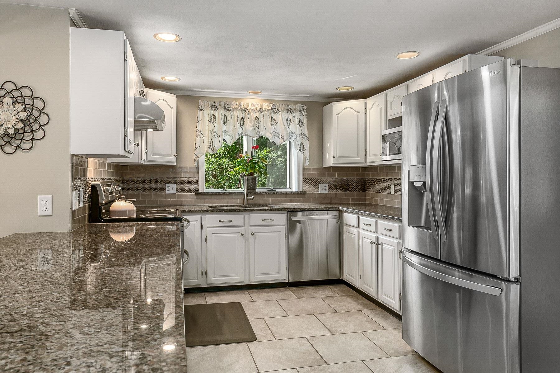9 Pleasant View Drive