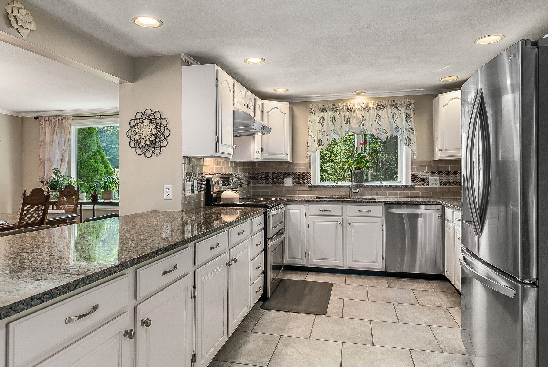 9 Pleasant View Drive