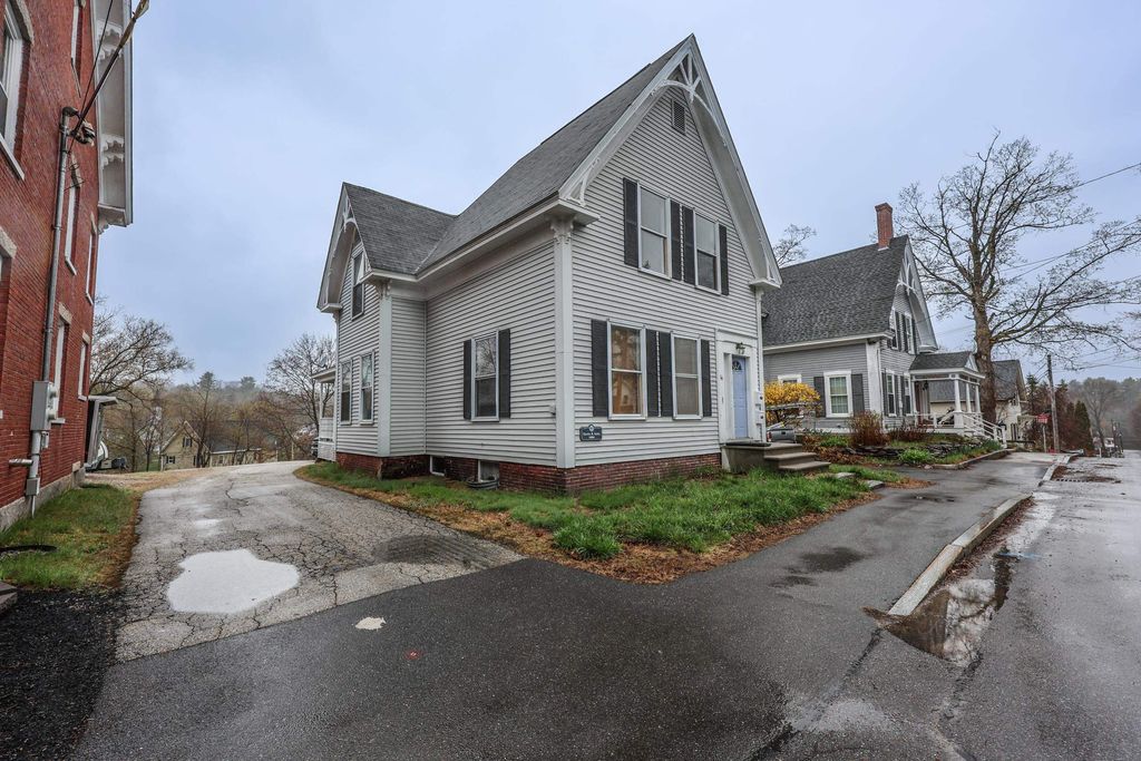 Photo of 14 Chestnut Street, Pittsfield, NH 03263 (MLS # 5086863)