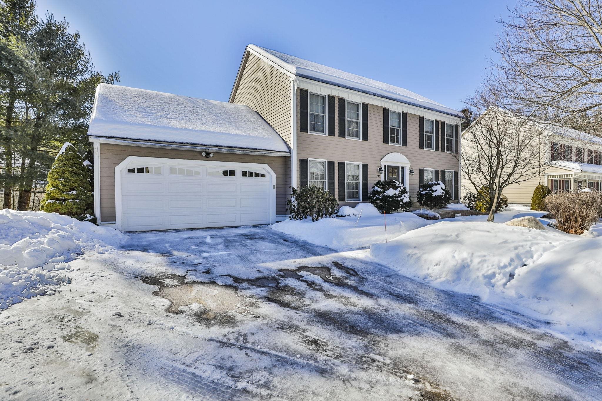 35 Pinebrook Road