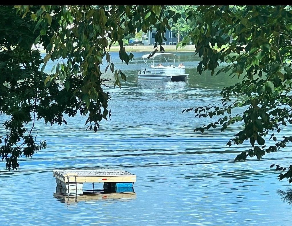 Photo of 40 Grove Avenue, Salem, NH 03079 (MLS # 5074628)