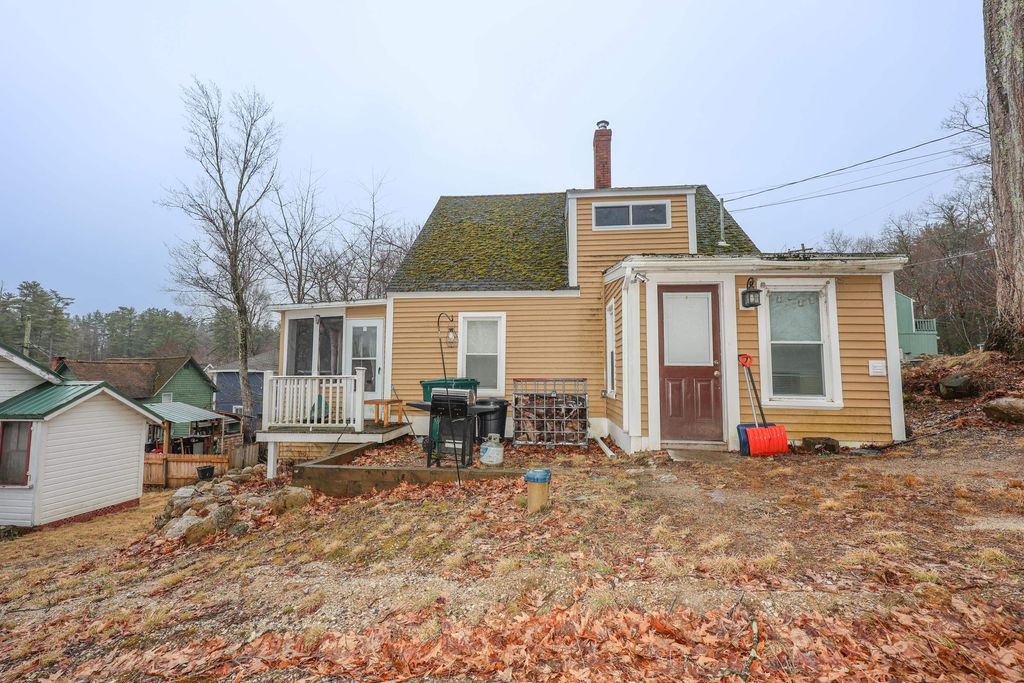 Photo of 6 Milford Street, Amherst, NH 03031 (MLS # 5081758)