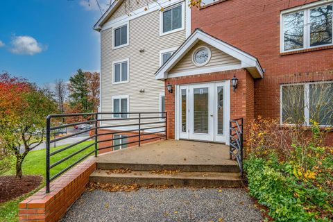 11 Timberwood Drive 206 Goffstown NH 03045