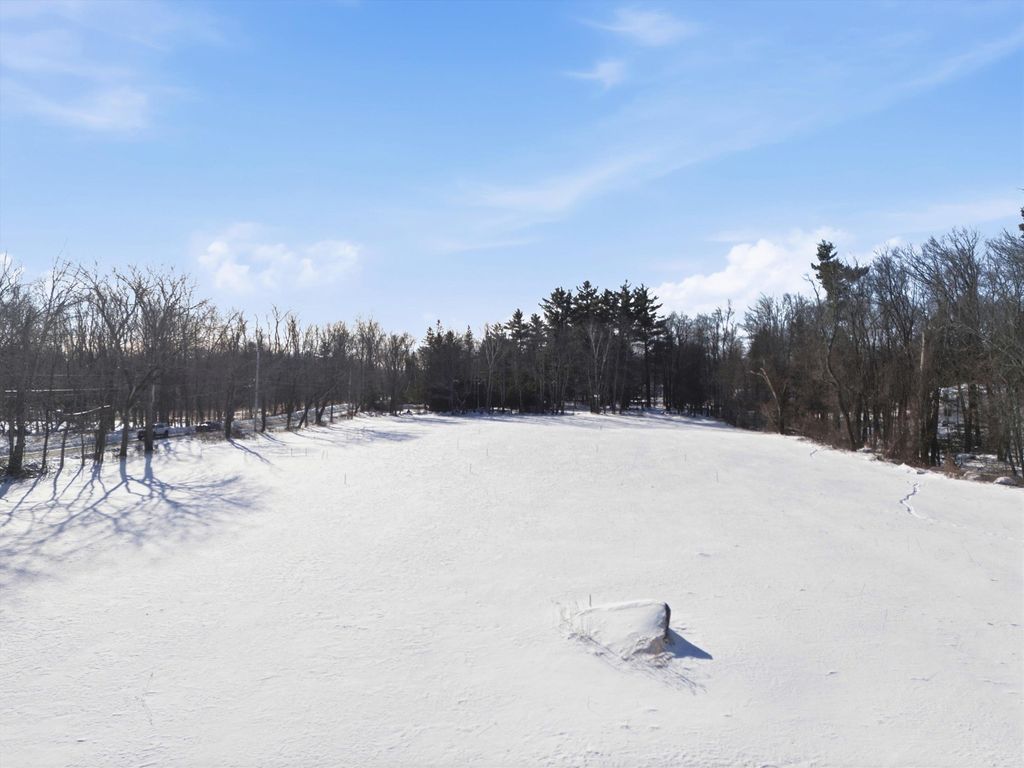 Photo of 94 Mack Hill Road #7-40-0, Amherst, NH 03031 (MLS # 5075786)
