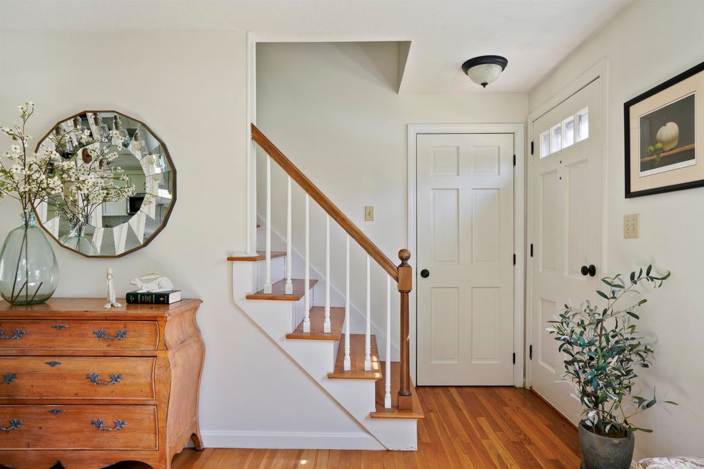 Photo of 45 Gault Road, Bedford, NH 03110 (MLS # 5083902)