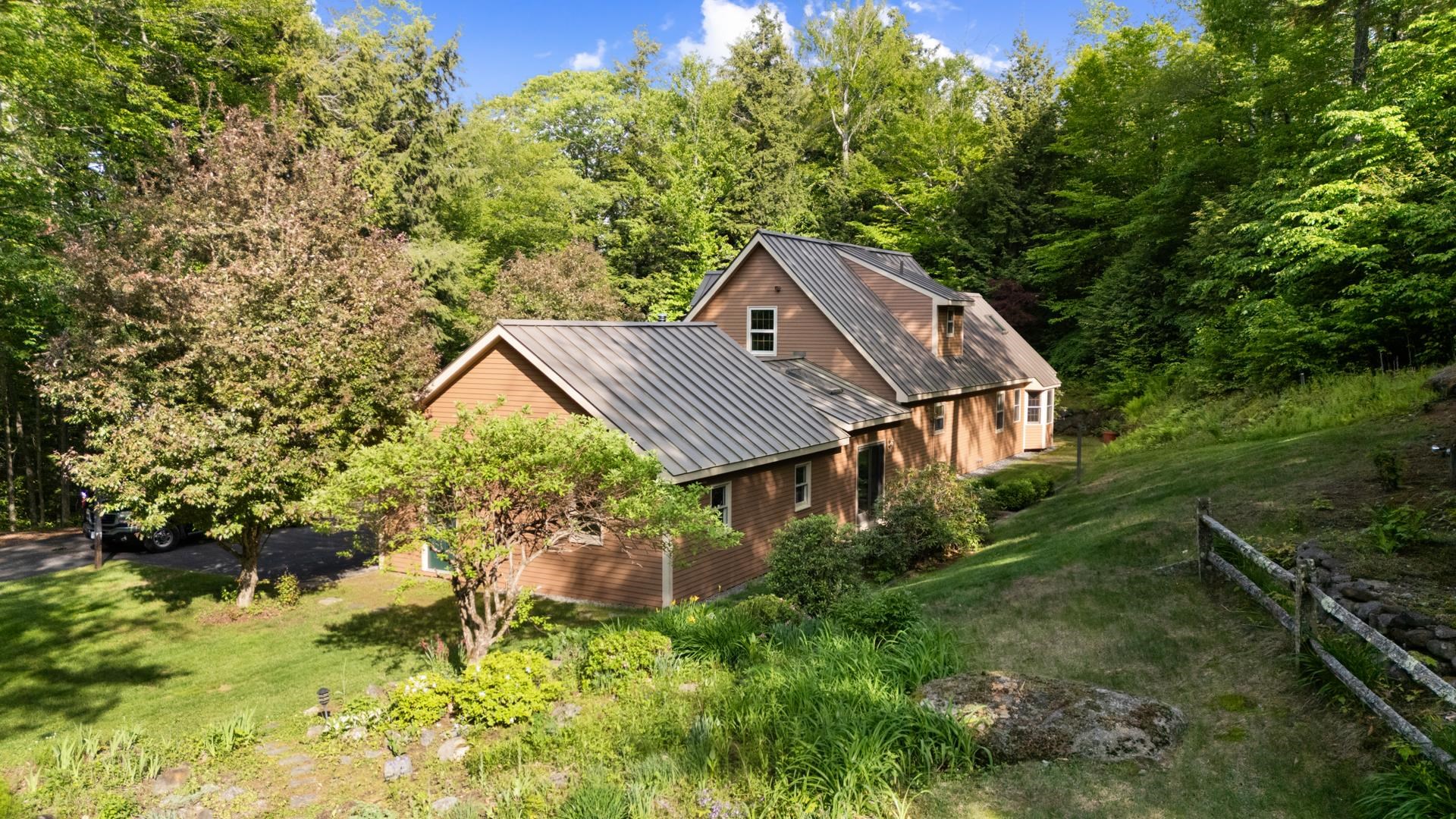 27 South Brook Circle