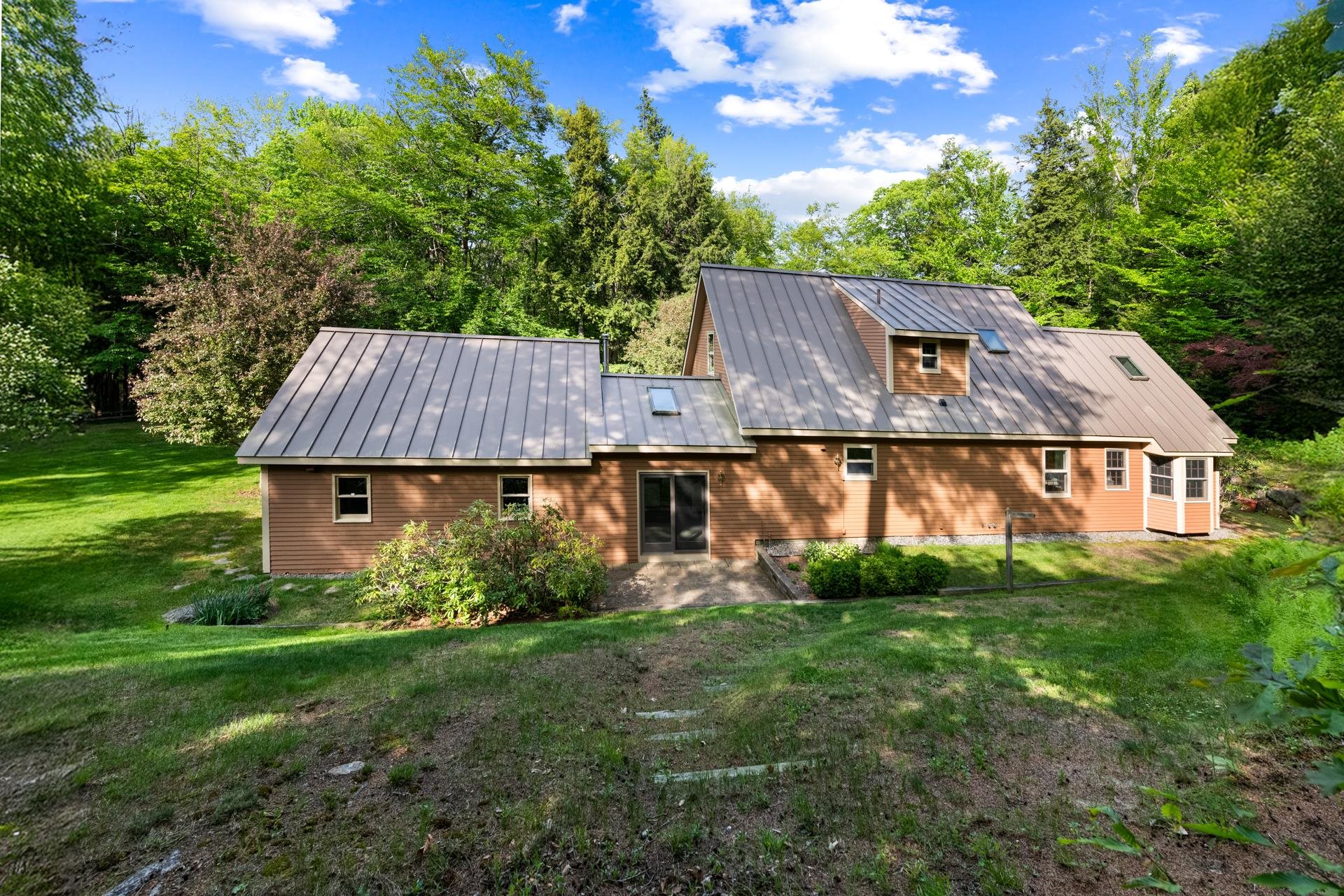 27 South Brook Circle