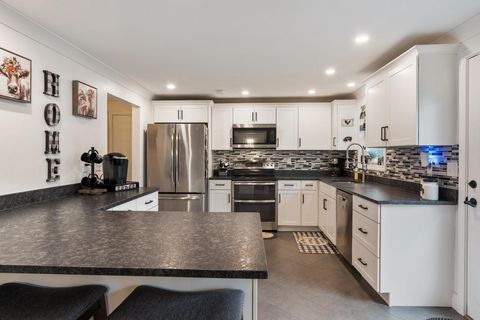 Photo of 37 Todd Hill Road, Rindge, NH 03461 (MLS # 5089259)