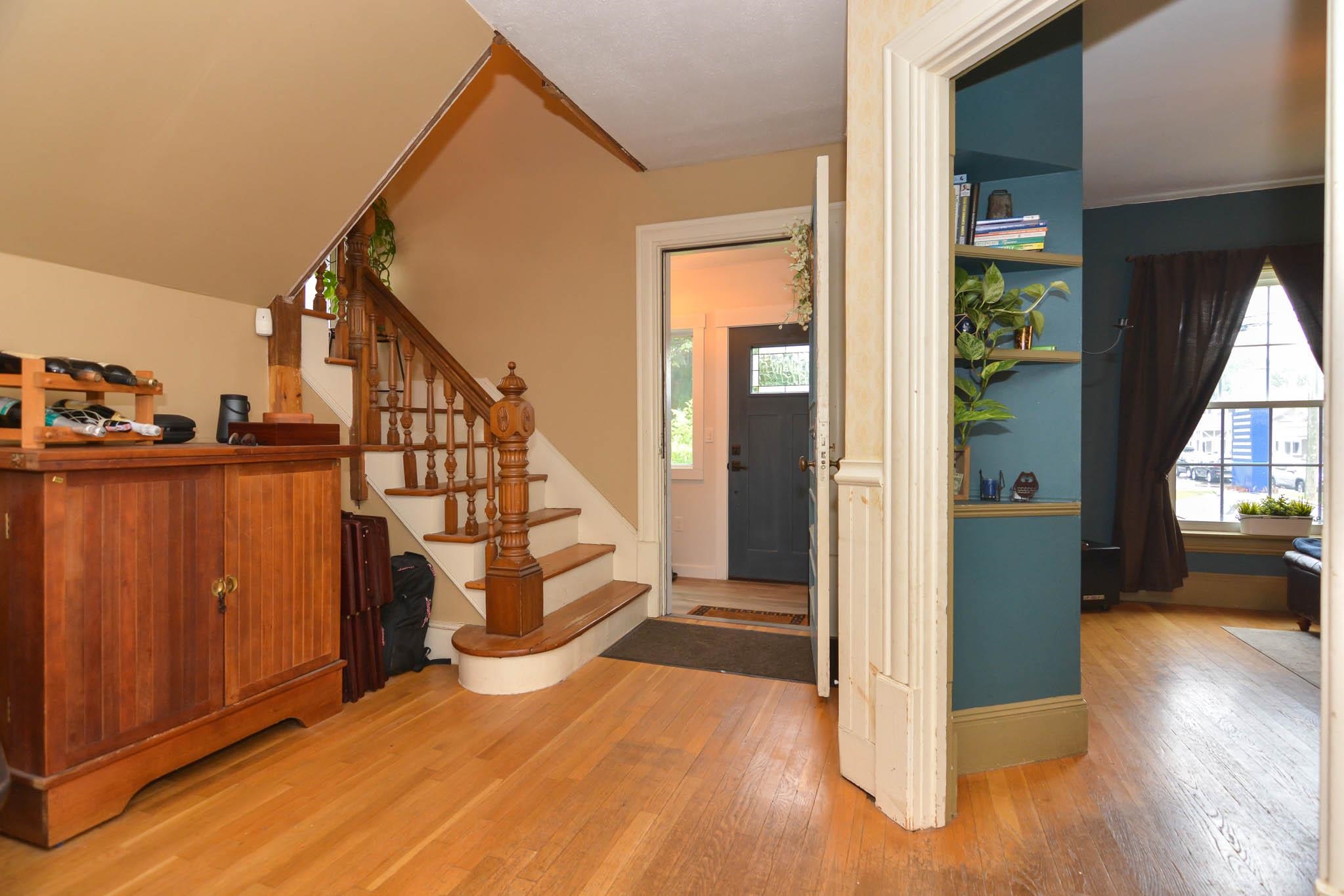 304 Mammoth Road