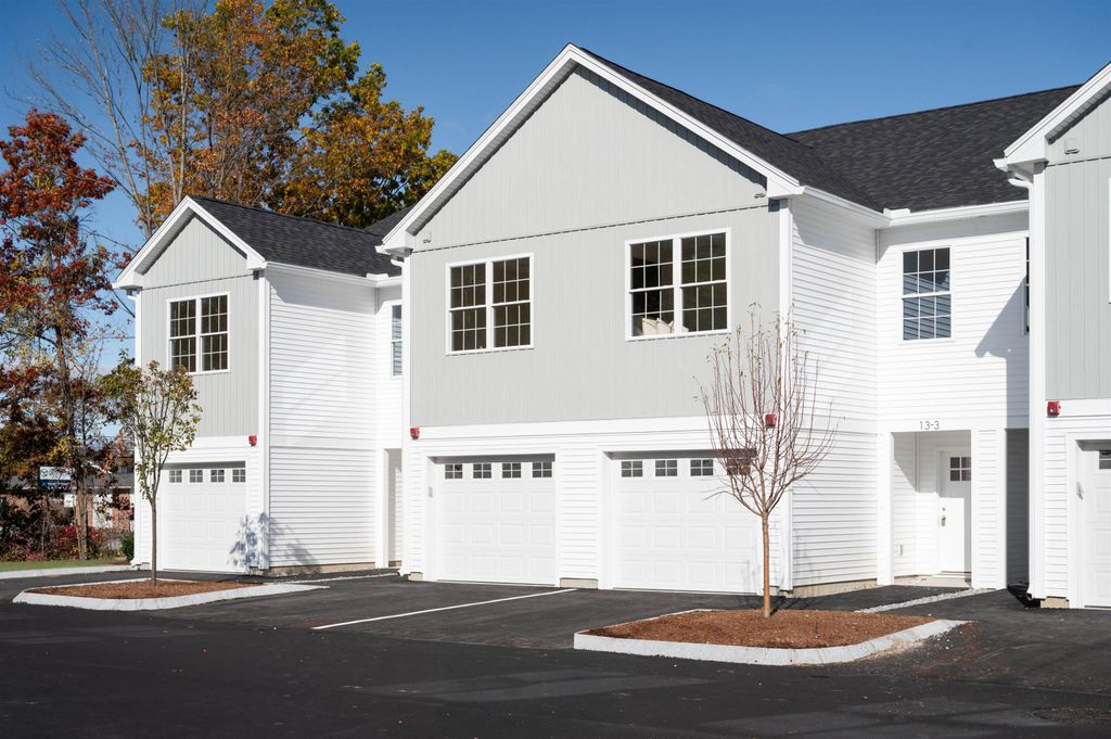 Photo of 15 Suffolk Drive #6, Concord, NH 03303 (MLS # 5078684)