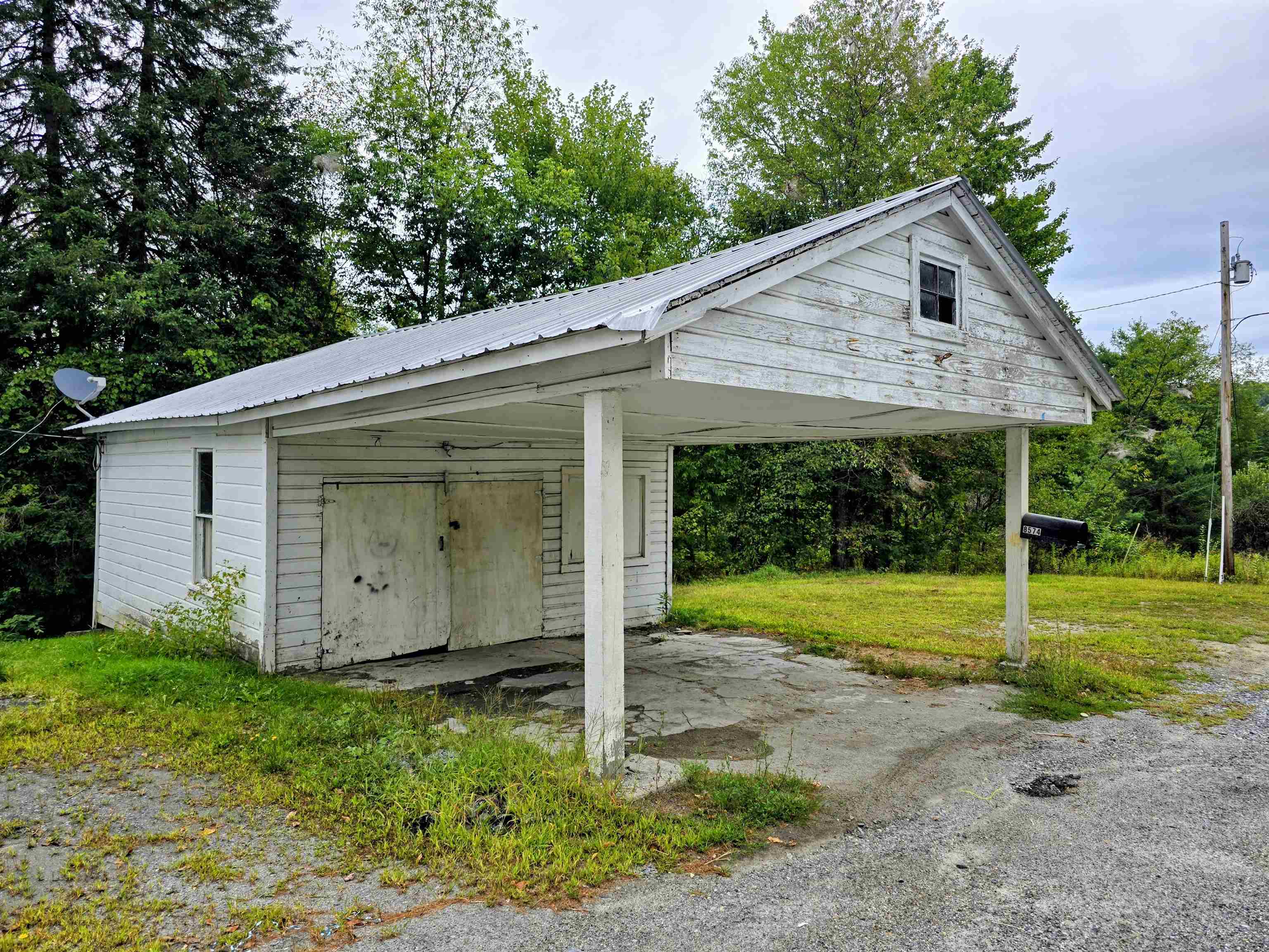 8574 Vermont Route 25