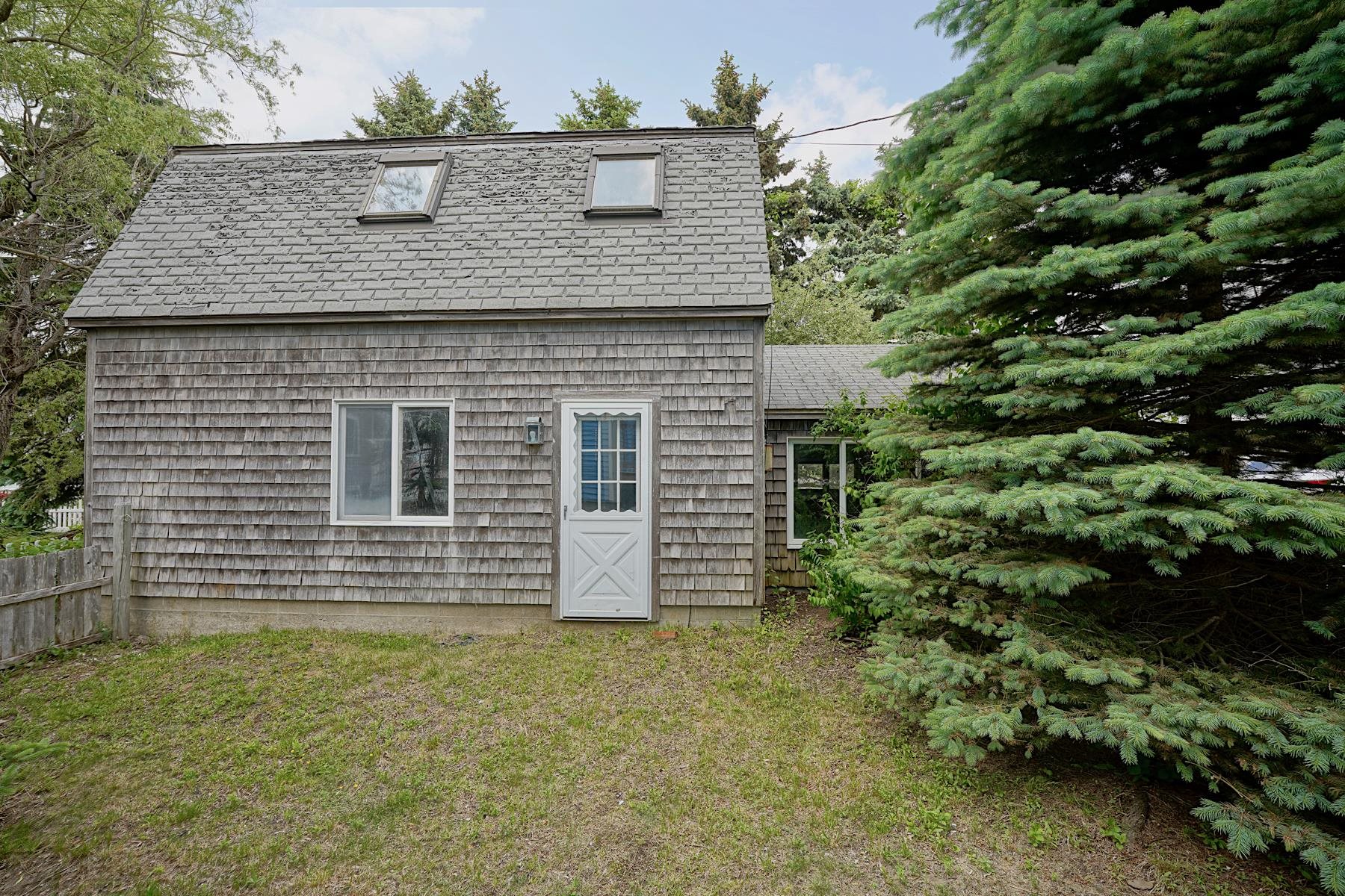 1 Beach Plum Way